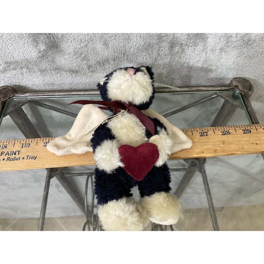 Boyds Bears vtg hand